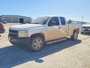 Chevrolet Silverado 1500 5.3L 8 2011
