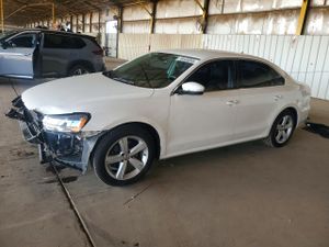 Volkswagen Passat SE 1.8L 4 2014