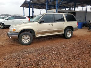 Ford Explorer 5.0L 8 1999