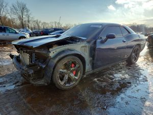 Dodge Challenger 5.7L 8 2013