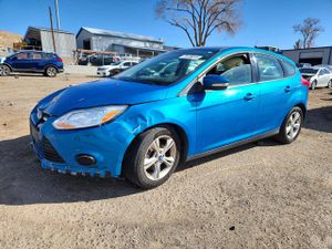 Ford Focus SE 2.0L 4 2013