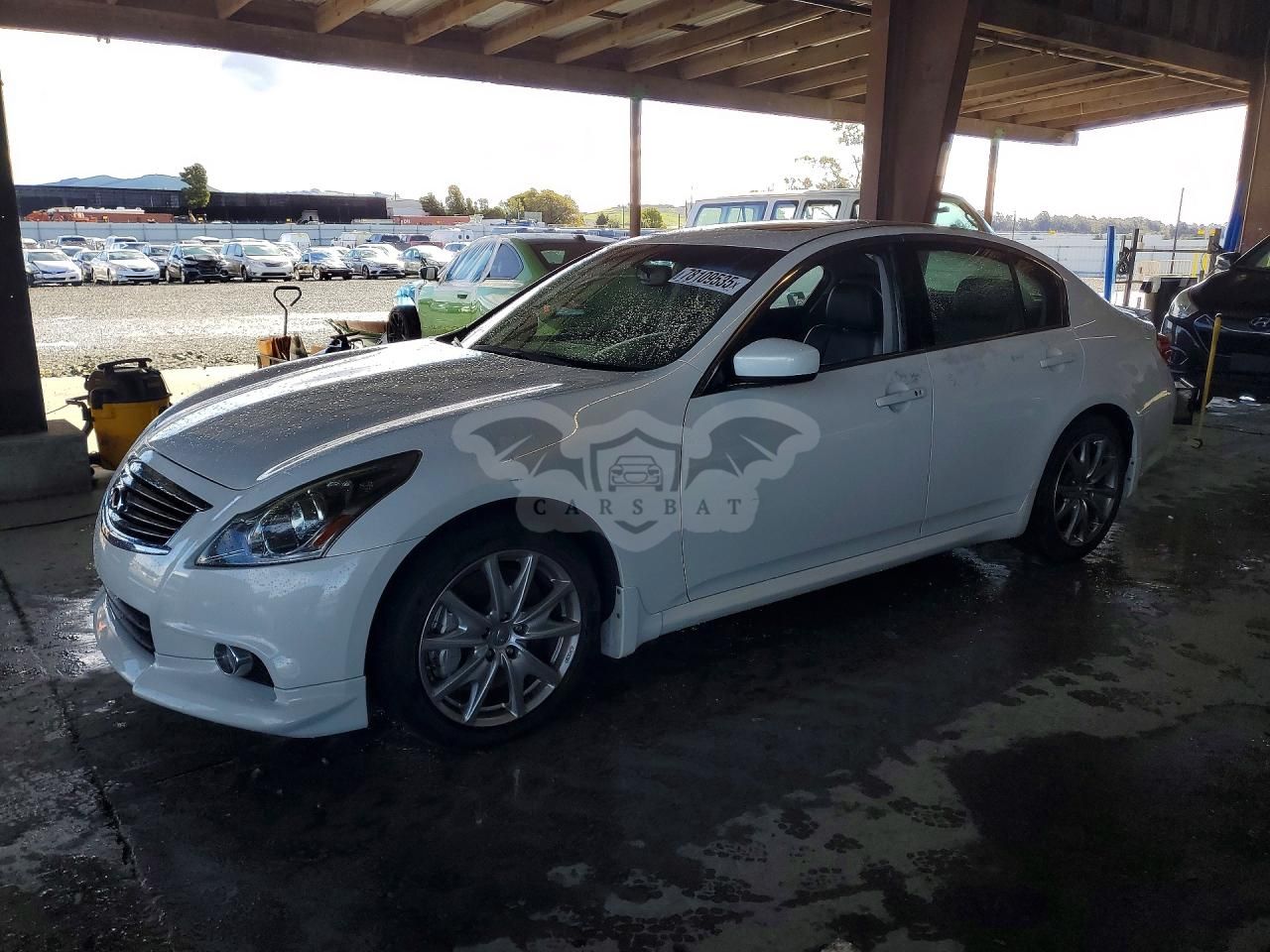 Infiniti G37 3.7L 6 2012