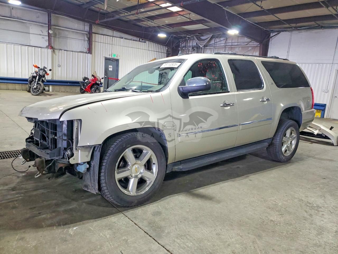 Chevrolet Suburban 5.3L 8 2014
