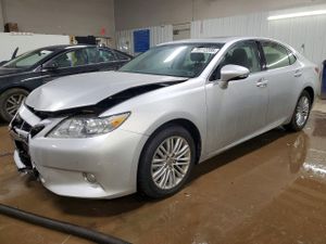 Lexus ES 3.5L 6 2013