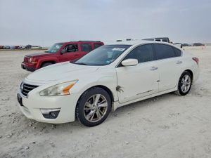 Nissan Altima 2.5L 4 2015