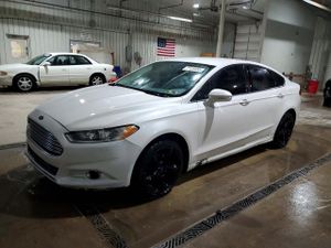 Ford Fusion SE 2.0L 4 2015