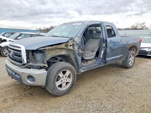 Toyota Tundra 4.6L 8 2010