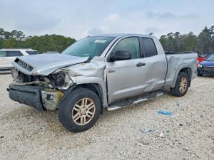 Toyota Tundra 5.7L 8 2015