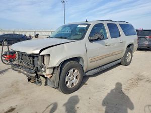 Chevrolet Suburban C1500 LS 5.3L 8 2011