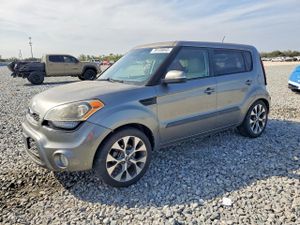 Kia Soul + 2.0L 4 2013
