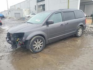Chrysler Town & Country LX 3.6L 6 2015