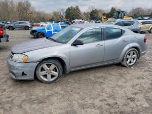 Dodge Avenger SE 2.4L 4 2013