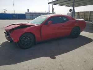 Dodge Challenger 3.6L 6 2015