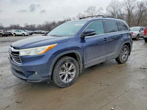 Toyota Highlander XLE 3.5L 6 2014
