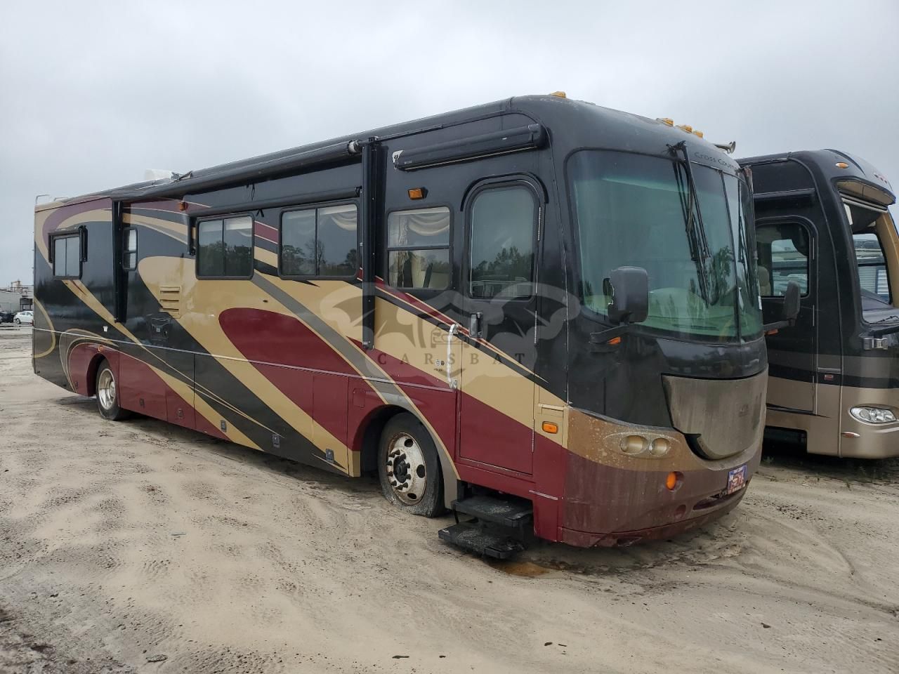Freightliner X-line X LINE MOTOR HOME 5.9L 6 2005