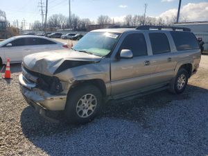 Chevrolet Suburban 5.3L 8 2003