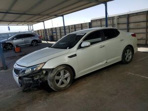 Kia Optima LX 2.4L 4 2015