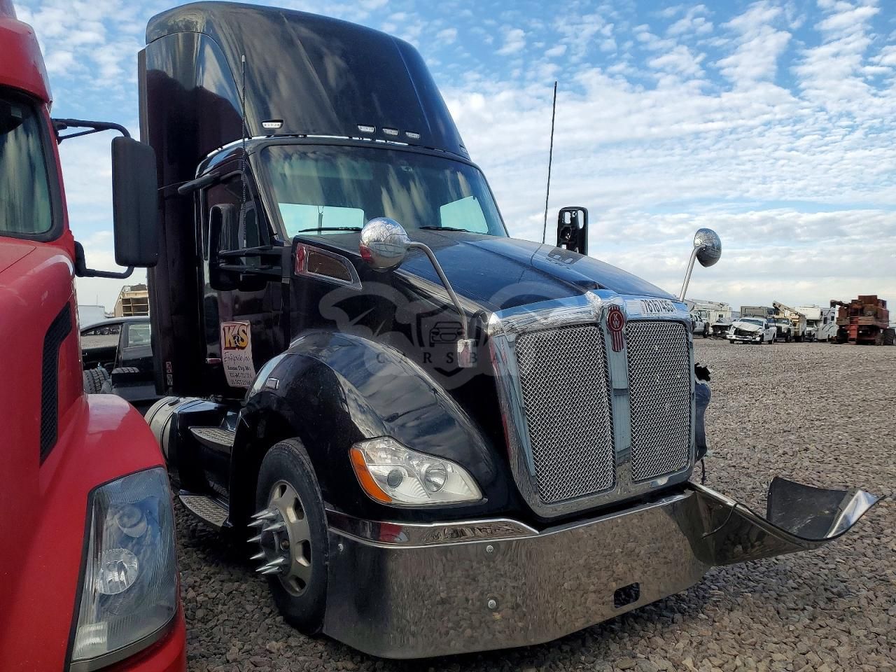 Kenworth T-series 12.9L 6 2015