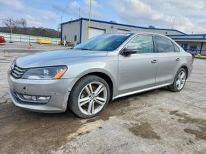 Volkswagen Passat SEL 2.0L 4 2014