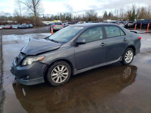 Toyota Corolla BASE 1.8L 4 2010