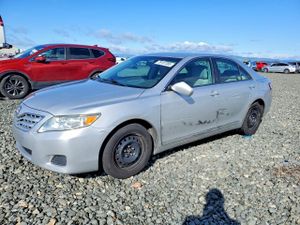 Toyota Camry BASE 2.5L 4 2010