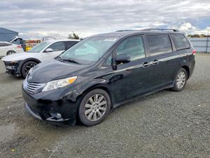 Toyota Sienna 3.5L 6 2011