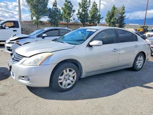 Nissan Altima BASE 2.5L 4 2012