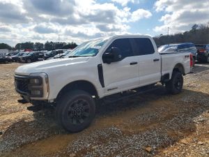 Ford F-250 6.7L 8 2024