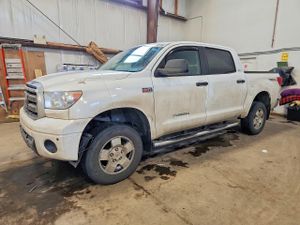 Toyota Tundra 5.7L 8 2013