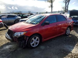 Toyota Corolla BASE 1.8L 4 2012