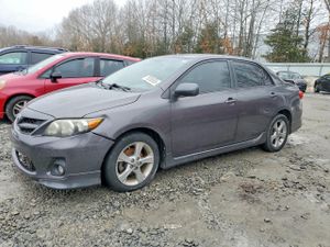 Toyota Corolla 1.8L 4 2013