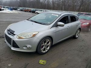Ford Focus SEL 2.0L 4 2012