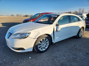 Chrysler 200 TOURING 3.6L 6 2011