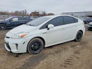 Toyota Prius 1.8L 4 2013