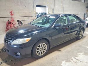 Toyota Camry BASE 2.5L 4 2011