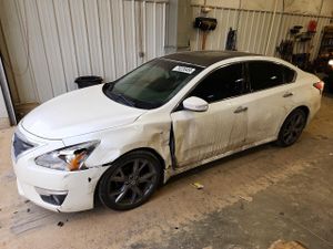 Nissan Altima 3.5S 3.5L 6 2014