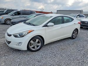 Hyundai Elantra 1.8L 4 2013