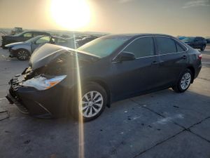 Toyota Camry LE 2.5L 4 2015