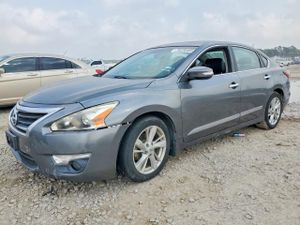 Nissan Altima 2.5L 4 2015