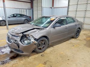 Chevrolet Malibu LS 2.4L 4 2011