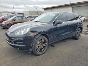 Porsche Cayenne S 4.8L 8 2013