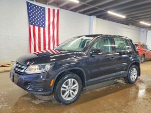 Volkswagen Tiguan 2.0L 4 2014