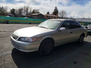 Toyota Camry LE 3.0L 6 2000