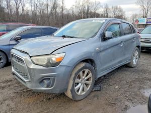 Mitsubishi Outlander 2.0L 4 2015