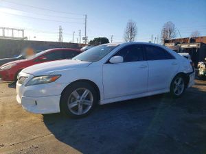 Toyota Camry BASE 2.5L 4 2011