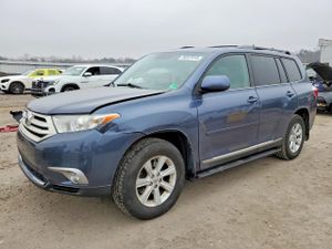 Toyota Highlander BASE 3.5L 6 2013