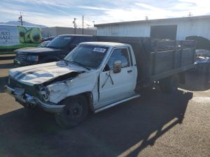 Toyota Hilux 2.4L 4 1988