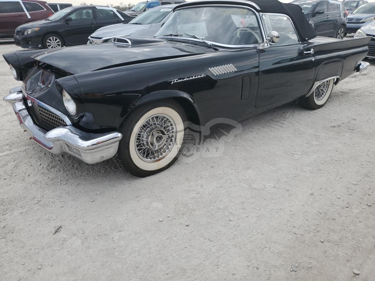 Ford Thunderbird 1957