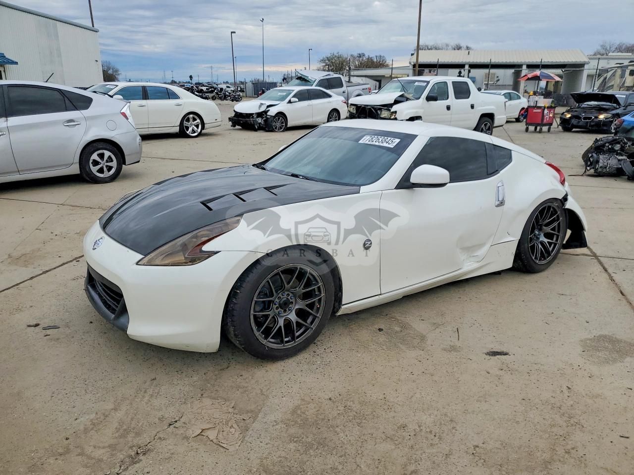 Nissan 370z 3.7L 6 2011