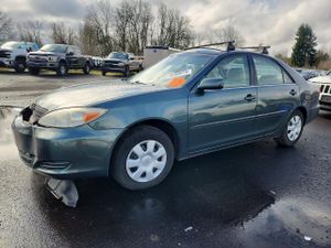 Toyota Camry LE 2.4L 4 2004